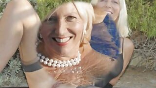 Bosomy biến thái đồng tính nữ chơi với nhau khổng phim sec me con my lồ boobies một cách vui vẻ