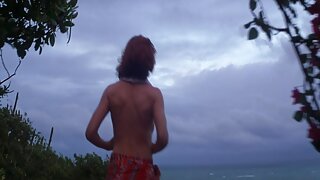 Sừng tóc vàng mẹ button fucks cô ấy đồng nghiệp với phimsectrungquoc lớn strapon cứng