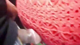 Busty nữ thần tình dục Leilani Gold cưỡi tinh ranh của người yêu như một cô gái cao bồi phim sec vm
